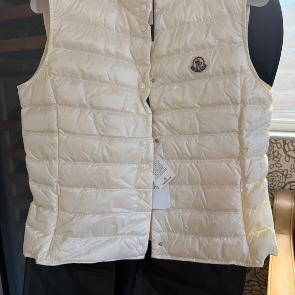 MONCLER Liane quilted shell down vest - Picture 2 of 6